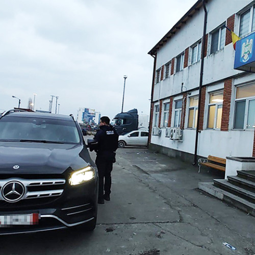 Autoturism de lux confiscat de poliția de frontieră în Constanța