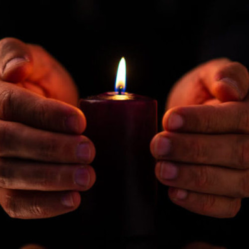 Un elev din Hârșova a pierdut lupta cu o boală gravă