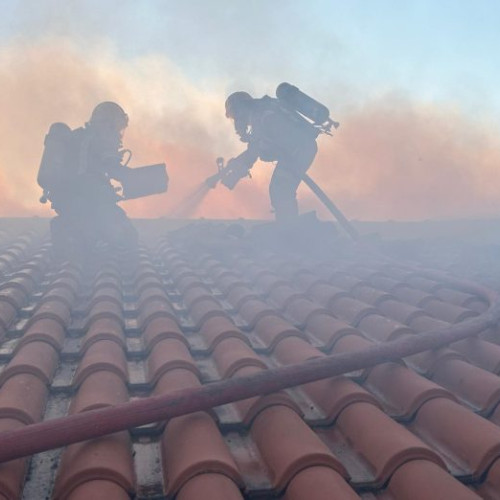 Incendiu în comuna Bolotesti: Intervenție rapidă din partea pompierilor