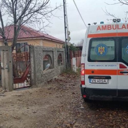 Doi membri ai unei familii găsiți decedați într-o locuință din Focșani