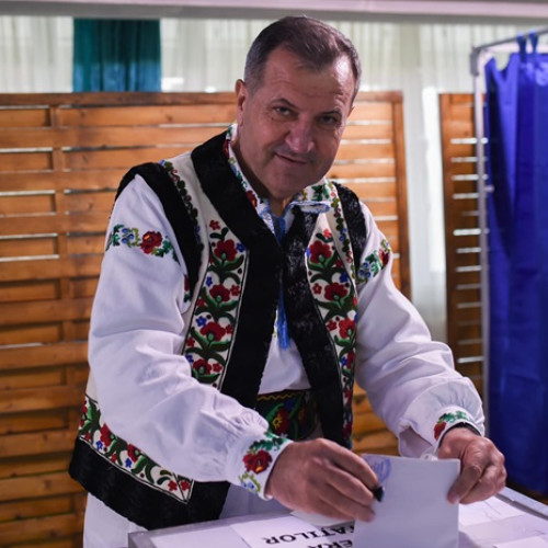 Primarul Valentin Vrabie îndeamnă la vot de Ziua Națională a României