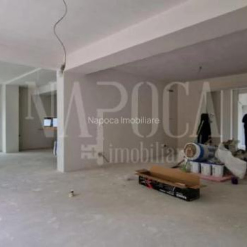 Casa de lux cu șase camere scoasă la vânzare în Buna Ziua, Cluj-Napoca