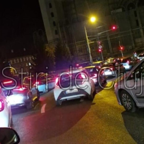 Trafic paralizat pe Calea Turzii în Cluj-Napoca duminică seara