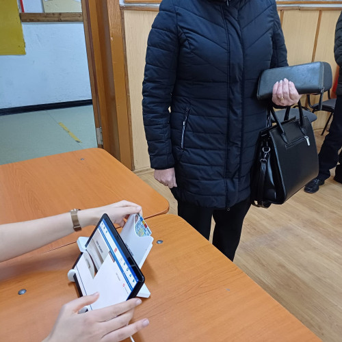 Aproape 300 de botoșăneni și-au obținut cărțile de identitate pentru a vota