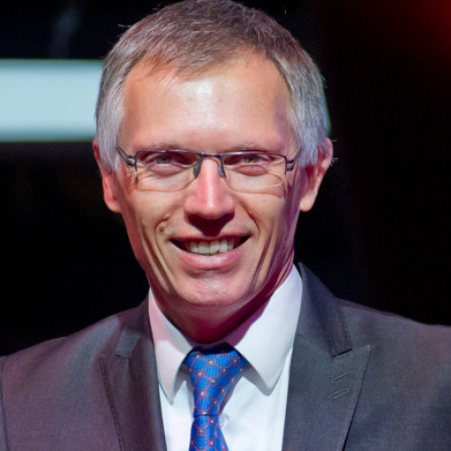 Carlos Tavares și-a dat demisia de la conducerea Stellantis