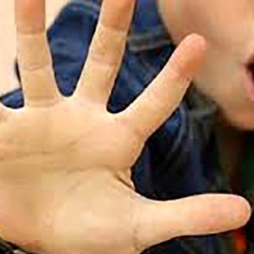 Agresor din Uricani condamnat pentru atacarea a doi minori