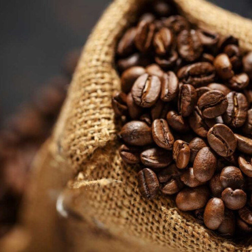 Prețul cafelei a atins niveluri istorice din cauza problemelor de aprovizionare