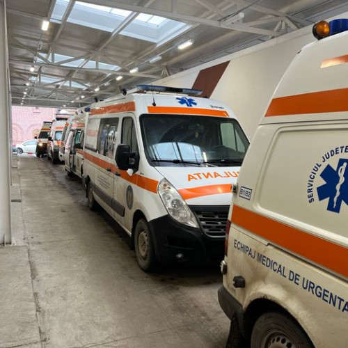 Accidente grave în gospodării din Botoșani: trei bărbați ajung la spital