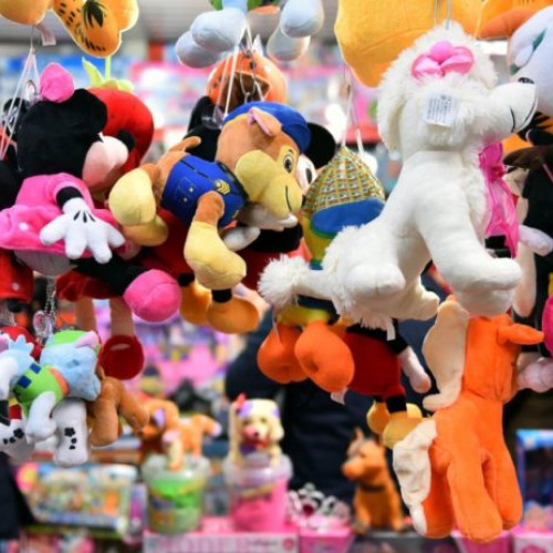 ANPC oferă sfaturi părinților pentru achiziția jucăriilor și dulciurilor de sărbători