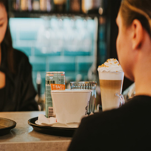 Restaurant din Botoșani răsplătește votanții cu cafea
