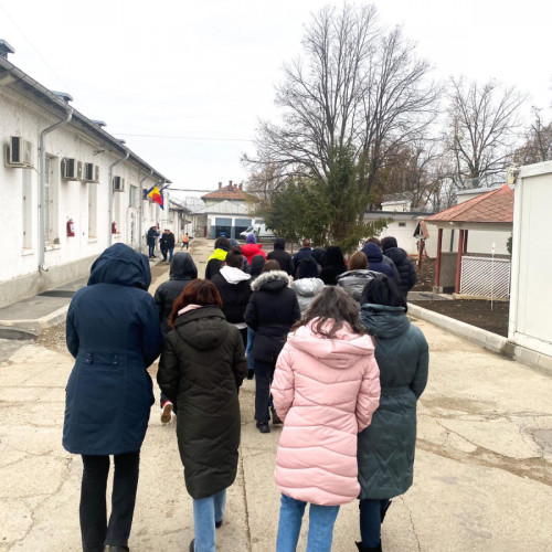 Experiență educativă împotriva consumului de droguri pentru adolescenții din Galați