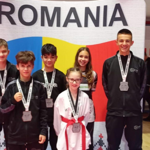 Sportivii de la CS Unirea Alba Iulia strălucesc la Balcaniada de Taekwondo