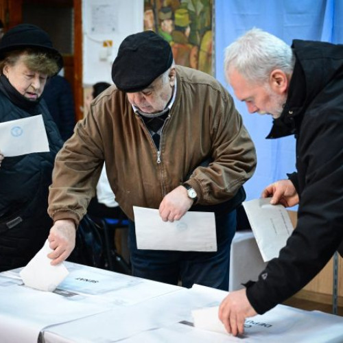 Cetățenii România aleg viitorul Parlament: rezultate surprinzătoare la alegerile din 1 decembrie