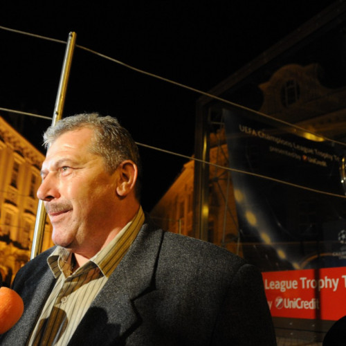 Klaus Iohannis decorează post-mortem pe Helmut Duckadam