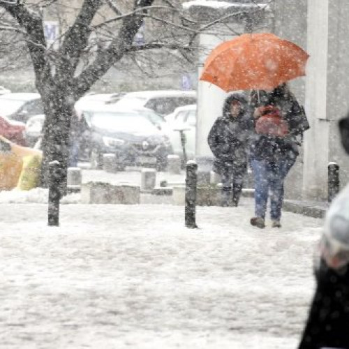 Prognoza meteo: Ninsori și vreme rece în următoarele zile