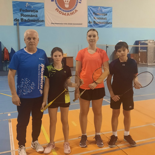 Campionatul Balcanic de badminton pentru sportivii Under 13 se desfășoară în București