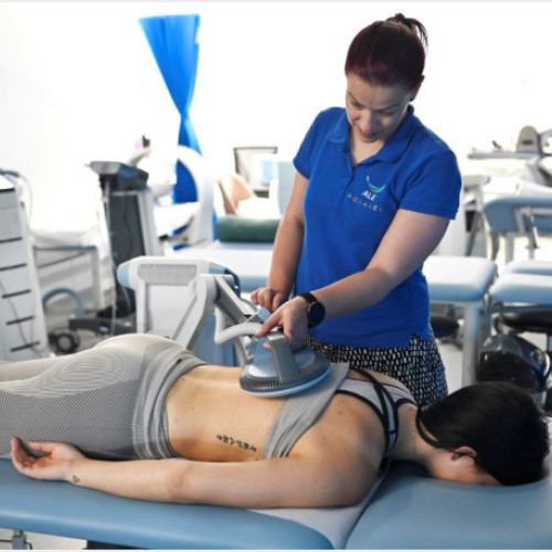 Acces la servicii de medicină fizică și reabilitare pentru asigurați în Bihor