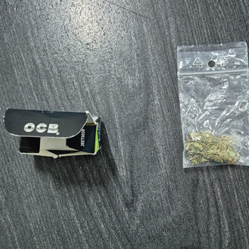 Tânăr de 28 de ani prins cu substanțe interzise de jandarmi