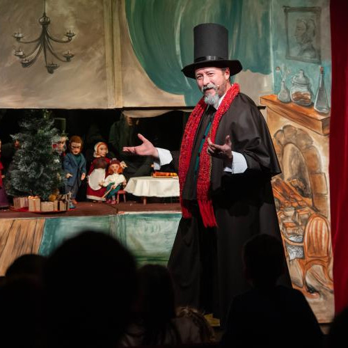 Spectacol de Crăciun la Teatrul de Păpuși &quot;Puck&quot; din Cluj-Napoca