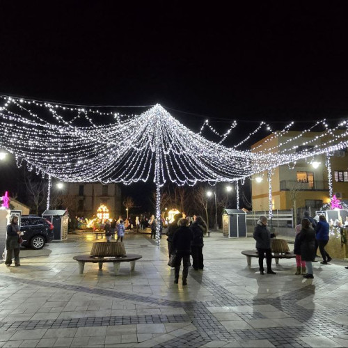 Casuta Moșului și Târgul de Crăciun, deschise pentru copii