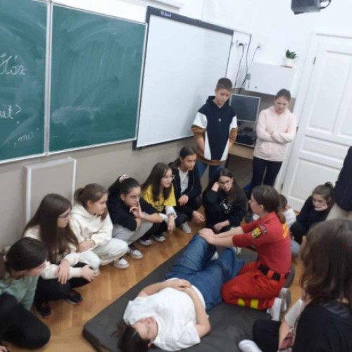 Ziua Internațională a Voluntarilor: Programul "Salvator din Pasiune" de la ISU Bihor