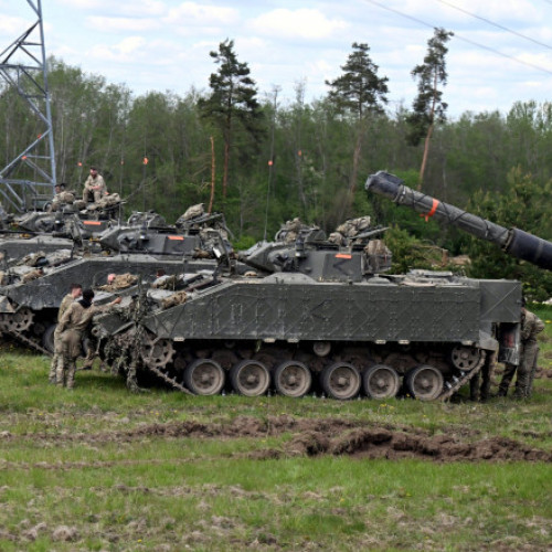 Suedia și Danemarca semnează un contract pentru achiziția de vehicule blindate de luptă