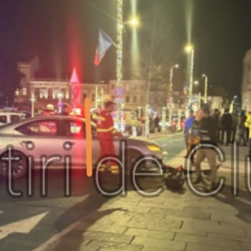 Accident între o mașină și o trotinetuță în Piața Unirii din Cluj-Napoca
