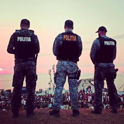 Percheziții în Ilfov și București pentru infracțiuni de extremism și violență