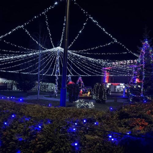 La Aninoasa a început Sezonul Luminii și al Bucuriei