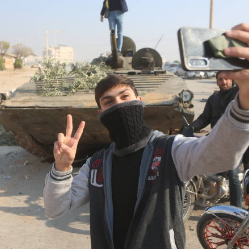 Factioni rebele avansează spre Damasc după capturarea provinciei Deraa