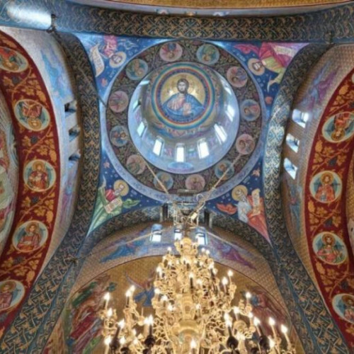 Biserica Română îndeamnă la pace și unitate, respingând protestele