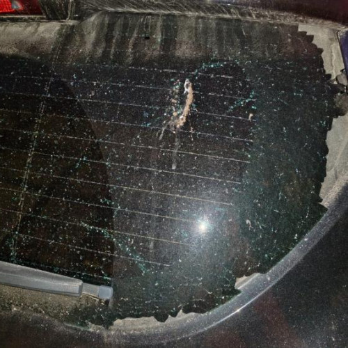 Clujean descoperă mașina vandalizată în timpul weekend-ului