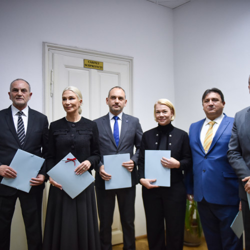 Ceremonia de înmânare a mandatelor parlamentarilor de Sibiu