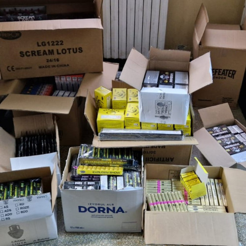 Jandarmii au verificat comercianții de articole pirotehnice