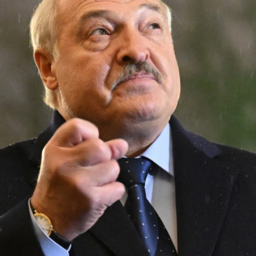 Lukasenko a gratiat 29 de persoane acuzate de extremism în Belarus