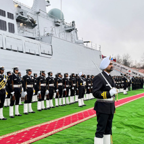 Ministrul indian al apărării asistă la lansarea fregatei INS Tushil în Rusia