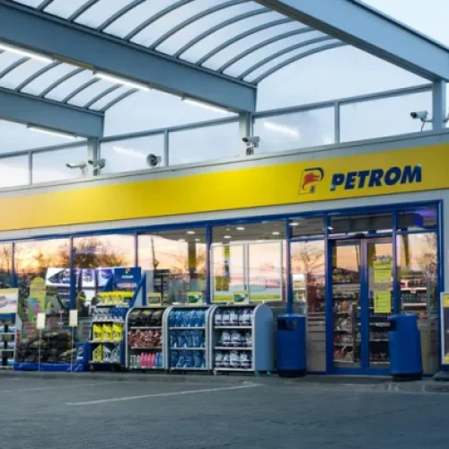 Petrom a redus din nou prețul carburanților în decembrie