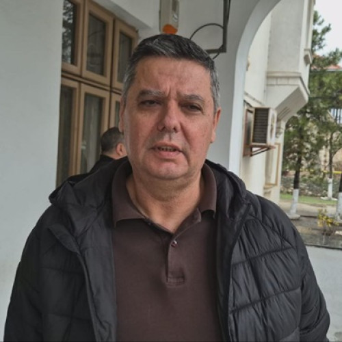 Constantin Ilie, motociclistul victima a unui accident, se prezintă la instanța din Mangalia