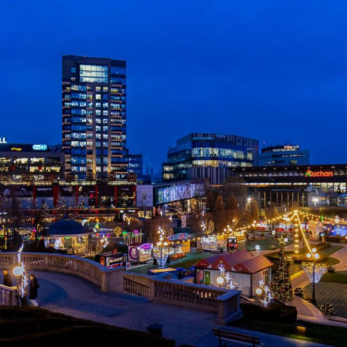 Târgul de Crăciun din Grădina Palas aduce magia sărbătorilor