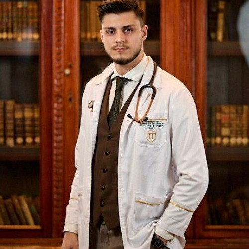 Un tânăr din Botoșani devine medic rezident în Anestezie și Terapie Intensivă la Iași