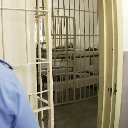 Incendiu într-o celulă din Galati: Dosar penal deschis după o autoaccidentare gravă