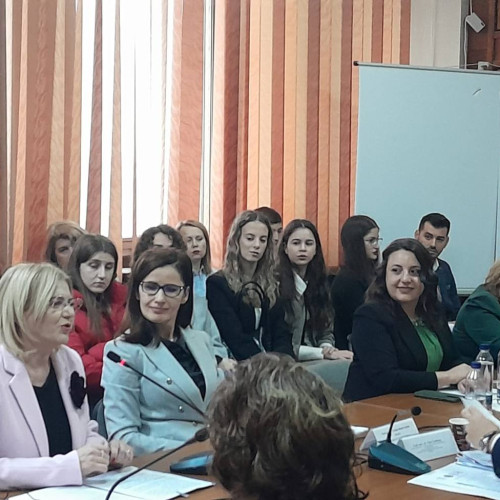 Ziua Internațională a Drepturilor Omului sărbătorită printr-o masă rotundă la Academia Română