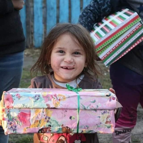 Maria și Gheorghe Boldijar continuă campania &quot;Vreau să fiu Moș Crăciun în fiecare zi&quot;