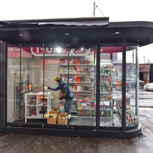 Ultimele chioscuri de presă au fost montate în Sectorul 6