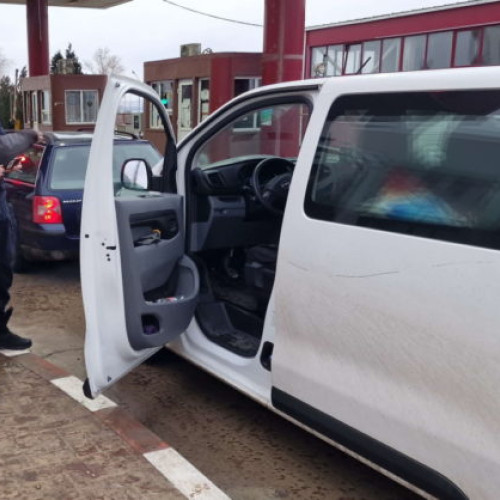 Cetățean moldovean, reținut la frontieră pentru furt