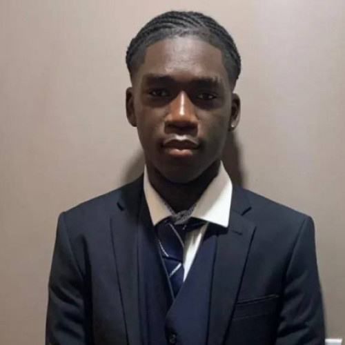 Un tânăr britanic condamnat în Dubai pentru relația cu o minoră