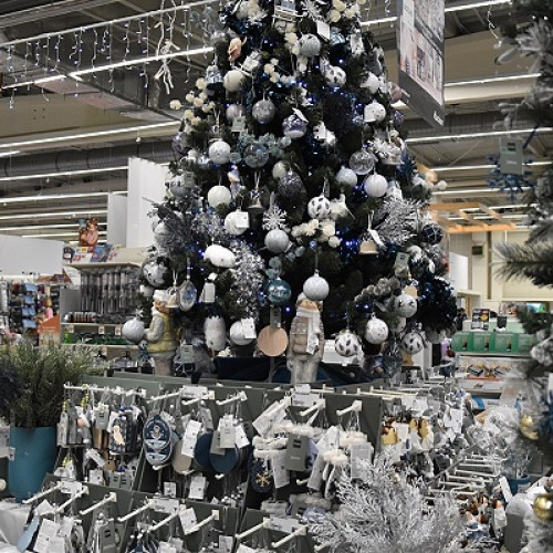 Auchan România deschide sezonul cumpărăturilor de iarnă cu noi colecții de Crăciun