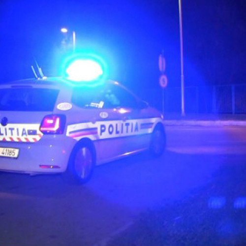 Tânăr din Deva, prins conducând fără permis și cu numere false