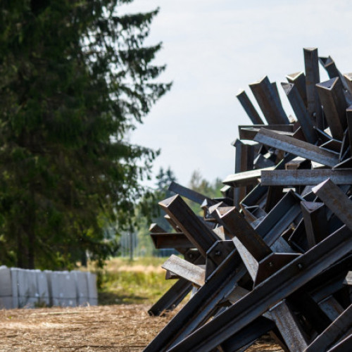 Comisia Europeană sprijină țările est-europene în fața amenințărilor hibride