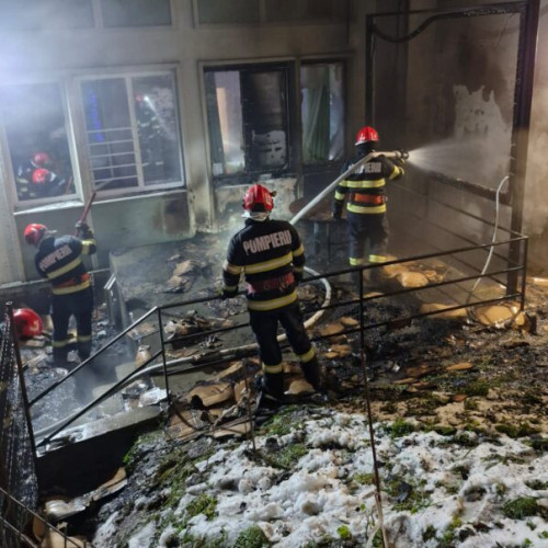 Incendiu la Colegiul Național Petreu Rareș din Suceava, provocat de un muncitor